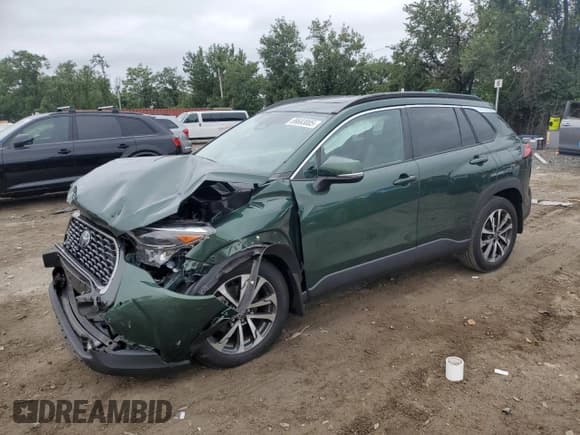 ✅ 2023 Toyota Corolla Cross XLE • VIN: 7MUDAABG7PV062281 • Lot: 69683005. Wystawiony na Copart z przebiegiem 40 090 mil. Bezpłatny archiwum sprzedaży aukcyjnych z USA i szczegółowy raport historii pojazdu na DreamBid. Zdjęcie 1.