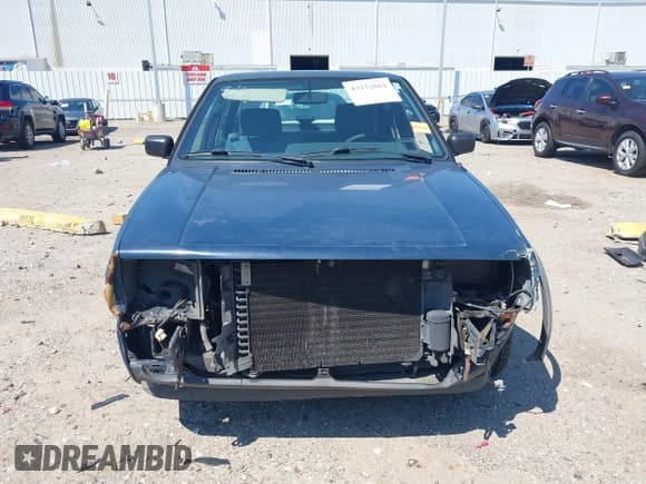 ✅ 1989 Volkswagen Jetta • VIN: WVWRB11GXKW378006 • Lot: 43152661. Wystawiony na IAAI z przebiegiem 66 430 mil. Bezpłatny archiwum sprzedaży aukcyjnych z USA i szczegółowy raport historii pojazdu na DreamBid. Zdjęcie 6.