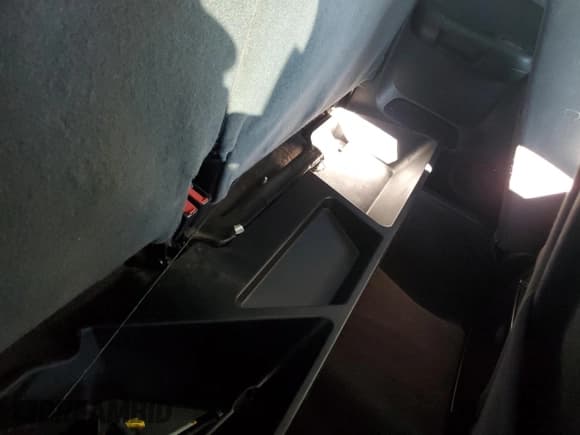 ✅ 2013 Chevrolet Silverado 1500 LT • VIN: 1GCRCSE04DZ108285 • Lot: 87053535. Listed on Copart with 204,832 mi. Free auction sales archive from the USA and detailed vehicle history report at DreamBid. Image 10.