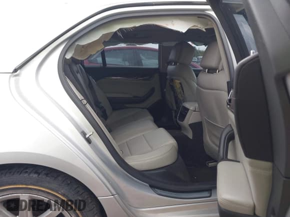 ✅ 2014 Cadillac CTS Luxury AWD • VIN: 1G6AX5S38E0147228 • Lot: 43601729. Listed on IAAI with 116,728 mi. Free auction sales archive from the USA and detailed vehicle history report at DreamBid. Image 8.