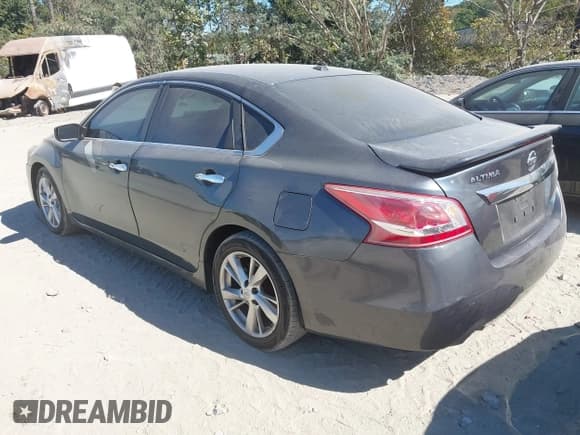 ✅ 2013 Nissan Altima SV • VIN: 1N4AL3AP0DC163959 • Lot: 43468160. Listed on IAAI with 187,000 mi. Free auction sales archive from the USA and detailed vehicle history report at DreamBid. Image 3.