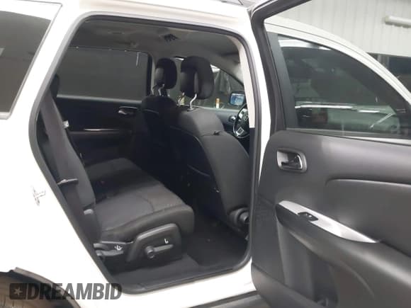 ✅ 2020 Dodge Journey SE Value • VIN: 3C4PDCAB7LT280544 • Лот: 43484148. Опубликован ранее на IAAI с пробегом 90 179 миль. Бесплатный доступ к архиву аукционных продаж из США и подробный отчёт об истории автомобиля на DreamBid. Изображение 8.