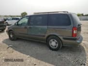 ✅ 1998 Chevrolet Venture • VIN: 1GNDX03E4WD312772 • Лот: 70979804. Опубликован ранее на Copart с пробегом 94 037 миль. Бесплатный доступ к архиву аукционных продаж из США и подробный отчёт об истории автомобиля на DreamBid. Изображение 2.