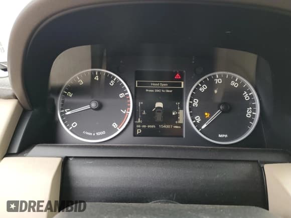 ✅ 2011 Land Rover LR4 Lux • VIN: SALAK2D43BA556509 • Lot: 70144835. Wystawiony na Copart z przebiegiem 154 007 mil. Bezpłatny archiwum sprzedaży aukcyjnych z USA i szczegółowy raport historii pojazdu na DreamBid. Zdjęcie 9.