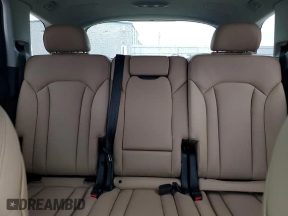 ✅ 2025 Audi Q7 Prestige • VIN: WA1VVBF75SD016692 • Lot: 55389165. Wystawiony na Copart z przebiegiem 2 615 mil. Bezpłatny archiwum sprzedaży aukcyjnych z USA i szczegółowy raport historii pojazdu na DreamBid. Zdjęcie 10.