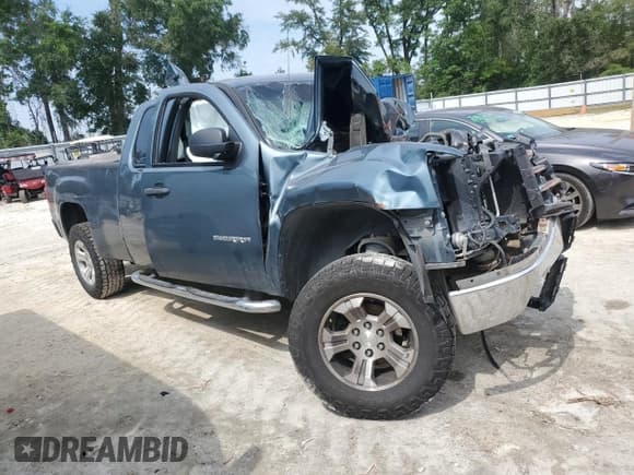 ✅ 2013 GMC Sierra 1500 SLE • VIN: 1GTR1VE08DZ323594 • Lot: 55720585. Wystawiony na Copart z przebiegiem Nie podano. Bezpłatny archiwum sprzedaży aukcyjnych z USA i szczegółowy raport historii pojazdu na DreamBid. Zdjęcie 4.
