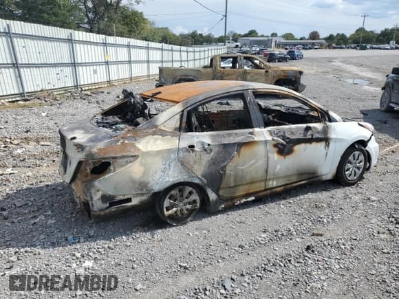 ✅ 2016 Hyundai Accent SE • VIN: KMHCT4AE0GU971309 • Лот: 70459134. Опубликован ранее на Copart с пробегом Не указан. Бесплатный доступ к архиву аукционных продаж из США и подробный отчёт об истории автомобиля на DreamBid. Изображение 3.