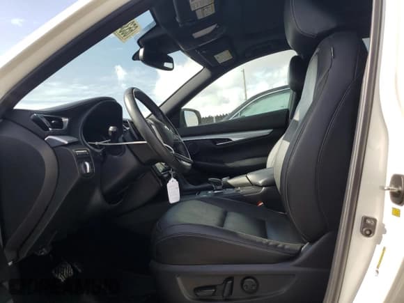 ✅ 2020 Infiniti QX50 Essential • VIN: 3PCAJ5M33LF120805 • Лот: 65342695. Опубликован ранее на Copart с пробегом 45 640 миль. Бесплатный доступ к архиву аукционных продаж из США и подробный отчёт об истории автомобиля на DreamBid. Изображение 7.