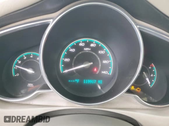 ✅ 2012 Chevrolet Malibu 1LS • VIN: 1G1ZB5E05CF285571 • Lot: 65971614. Wystawiony na Copart z przebiegiem 119 917 mil. Bezpłatny archiwum sprzedaży aukcyjnych z USA i szczegółowy raport historii pojazdu na DreamBid. Zdjęcie 9.