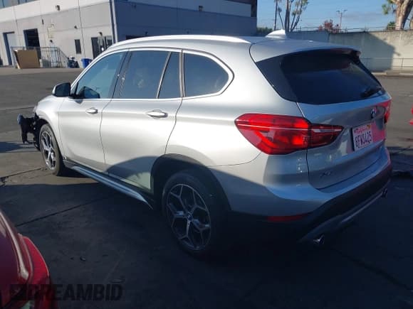 ✅ 2018 BMW X1 sDrive28i • VIN: WBXHU7C38J5L09275 • Lot: 43617091. Listed on IAAI with 41,300 mi. Free auction sales archive from the USA and detailed vehicle history report at DreamBid. Image 3.