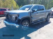 ✅ 2025 GMC Sierra 1500 SLT • VIN: 3GTUUDE87SG262589 • Lot: 43459427. Listed on IAAI with 17,469 mi. Free auction sales archive from the USA and detailed vehicle history report at DreamBid. Image 18.