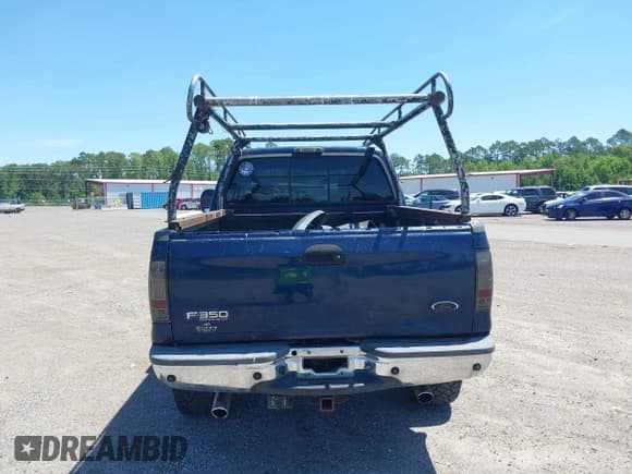 ✅ 2004 Ford F-350 XL • VIN: 1FTSX31L64EC04423 • Lot: 42159113. Wystawiony na IAAI z przebiegiem 353 882 mil. Bezpłatny archiwum sprzedaży aukcyjnych z USA i szczegółowy raport historii pojazdu na DreamBid. Zdjęcie 16.
