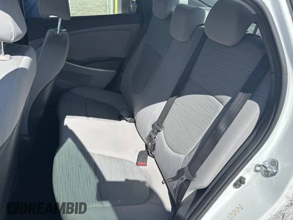 2015 Hyundai Accent GLS с VIN KMHCT4AE9FU823738, выставлен на аукционе IAAI как лот 43540661 с пробегом 138 151 миль миль и . История ставок и продаж доступна на DreamBid. Изображение 8.