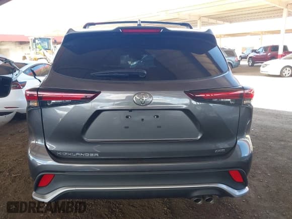 ✅ 2024 Toyota Highlander XLE • VIN: 5TDKDRAH8RS549526 • Lot: 43166083. Listed on IAAI with Not provided. Free auction sales archive from the USA and detailed vehicle history report at DreamBid. Image 17.