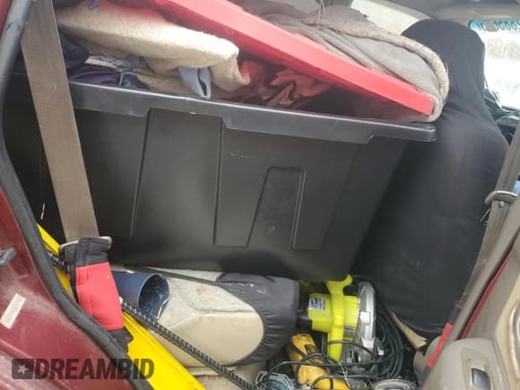 ✅ 1999 Mitsubishi Montero Sport Limited • VIN: JA4MT41R1XP029063 • Lot: 92885605. Wystawiony na Copart z przebiegiem Nie podano. Bezpłatny archiwum sprzedaży aukcyjnych z USA i szczegółowy raport historii pojazdu na DreamBid. Zdjęcie 11.