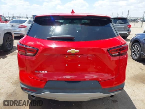 ✅ 2023 Chevrolet Blazer LT • VIN: 3GNKBCR45PS156202 • Lot: 42583840. Listed on IAAI with 43,800 mi. Free auction sales archive from the USA and detailed vehicle history report at DreamBid. Image 16.