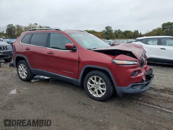 ✅ 2016 Jeep Cherokee Latitude • VIN: 1C4PJLCS4GW195392 • Лот: 81740255. Опубликован ранее на Copart с пробегом 88 455 миль. Бесплатный доступ к архиву аукционных продаж из США и подробный отчёт об истории автомобиля на DreamBid. Изображение 4.