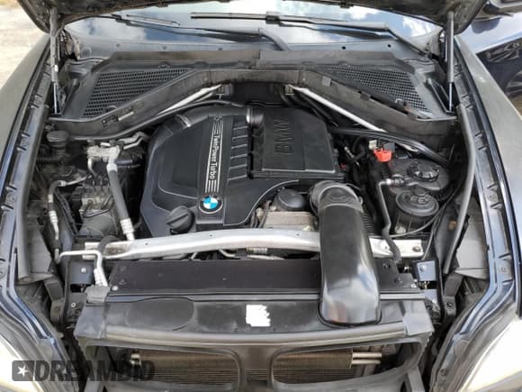 ✅ 2013 BMW X6 xDrive35i • VIN: 5UXFG2C54DL784534 • Лот: 82050805. Опубликован ранее на Copart с пробегом 99 326 миль. Бесплатный доступ к архиву аукционных продаж из США и подробный отчёт об истории автомобиля на DreamBid. Изображение 11.