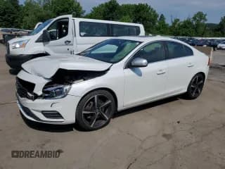 ✅ 2014 Volvo S60 T6 • VIN: YV1902FH9E2289403 • Lot: 62360975. Wystawiony na Copart z przebiegiem 185 473 mil. Bezpłatny archiwum sprzedaży aukcyjnych z USA i szczegółowy raport historii pojazdu na DreamBid. Zdjęcie 1.