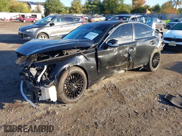 ✅ 2018 Infiniti Q50 Luxe • VIN: JN1EV7AR6JM432084 • Lot: 43517948. Listed on IAAI with 97,565 mi. Free auction sales archive from the USA and detailed vehicle history report at DreamBid. Image 17.