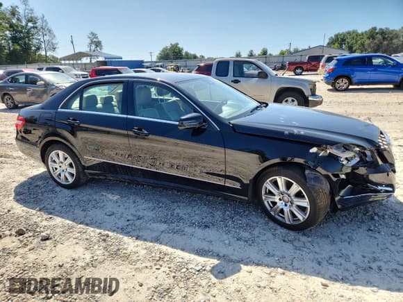 ✅ 2013 Mercedes-Benz E 350 Luxury • VIN: WDDHF5KB0DA723950 • Лот: 85104335. Опубликован ранее на Copart с пробегом 122 471 миль. Бесплатный доступ к архиву аукционных продаж из США и подробный отчёт об истории автомобиля на DreamBid. Изображение 4.