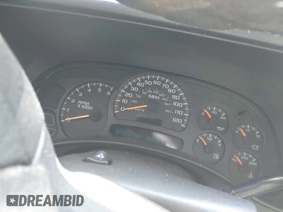✅ 2003 Chevrolet Silverado 1500 LS • VIN: 1GCEC14T23Z275845 • Lot: 42635647. Listed on IAAI with 149,904 mi. Free auction sales archive from the USA and detailed vehicle history report at DreamBid. Image 7.