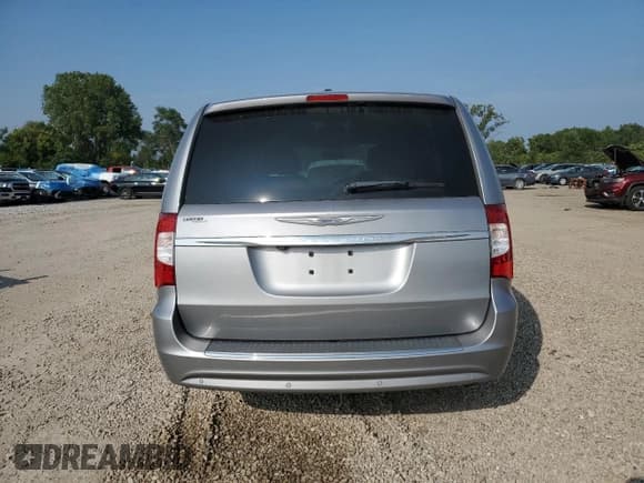✅ 2014 Chrysler Town & Country Touring L • VIN: 2C4RC1CG9ER364170 • Lot: 71234645. Listed on Copart with 84,249 mi. Free auction sales archive from the USA and detailed vehicle history report at DreamBid. Image 6.