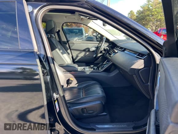 ✅ 2018 Land Rover Range Rover Velar S • VIN: SALYB2RXXJA760241 • Lot: 85950495. Wystawiony na Copart z przebiegiem 157 674 mil. Bezpłatny archiwum sprzedaży aukcyjnych z USA i szczegółowy raport historii pojazdu na DreamBid. Zdjęcie 5.