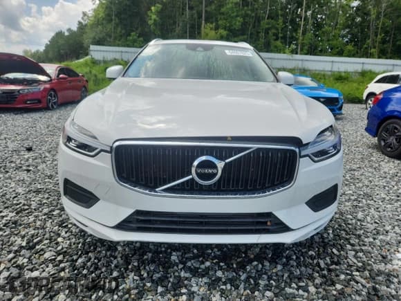 ✅ 2019 Volvo XC60 Momentum • VIN: LYV102DK2KB200699 • Lot: 64007825. Listed on Copart with 117,310 mi. Free auction sales archive from the USA and detailed vehicle history report at DreamBid. Image 5.