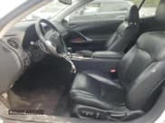 ✅ 2011 Lexus IS 250 C • VIN: JTHFF2C27B2520817 • Lot: 68149645. Wystawiony na Copart z przebiegiem 141 091 mil. Bezpłatny archiwum sprzedaży aukcyjnych z USA i szczegółowy raport historii pojazdu na DreamBid. Zdjęcie 7.