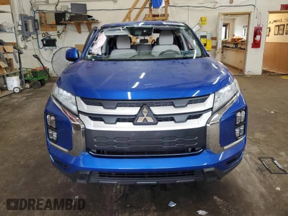 2021 Mitsubishi Outlander ES with VIN JA4APUAU6MU027527, listed as a Copart auction lot 69366035 with 44,854 mi miles and Salvage title. Bid and sale history available at DreamBid. Image 5.