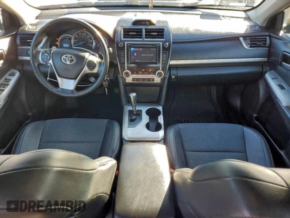 ✅ 2013 Toyota Camry SE • VIN: 4T1BF1FK5DU224624 • Lot: 95603975. Wystawiony na Copart z przebiegiem 219 452 mil. Bezpłatny archiwum sprzedaży aukcyjnych z USA i szczegółowy raport historii pojazdu na DreamBid. Zdjęcie 8.