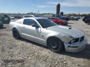 ✅ 2007 Ford Mustang GT Deluxe • VIN: 1ZVHT82H675261283 • Лот: 89476575. Опубликован ранее на Copart с пробегом 104 388 миль. Бесплатный доступ к архиву аукционных продаж из США и подробный отчёт об истории автомобиля на DreamBid. Изображение 4.