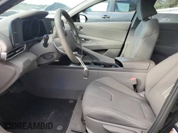 ✅ 2022 Hyundai Elantra SEL • VIN: KMHLM4AG0NU221016 • Lot: 65161185. Listed on Copart with 38,634 mi. Free auction sales archive from the USA and detailed vehicle history report at DreamBid. Image 7.