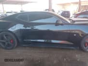 ✅ 2019 Chevrolet Camaro 2SS • VIN: 1G1FG1R72K0117201 • Lot: 43155749. Listed on IAAI with 37,582 mi. Free auction sales archive from the USA and detailed vehicle history report at DreamBid. Image 14.