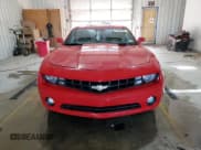 ✅ 2010 Chevrolet Camaro 1LT • VIN: 2G1FB1EV6A9171611 • Lot: 87008305. Wystawiony na Copart z przebiegiem 122 846 mil. Bezpłatny archiwum sprzedaży aukcyjnych z USA i szczegółowy raport historii pojazdu na DreamBid. Zdjęcie 5.