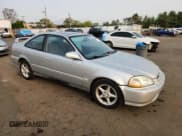 ✅ 1998 Honda Civic EX • VIN: 1HGEJ8249WL133611 • Lot: 71722785. Wystawiony na Copart z przebiegiem 170 541 mil. Bezpłatny archiwum sprzedaży aukcyjnych z USA i szczegółowy raport historii pojazdu na DreamBid. Zdjęcie 4.