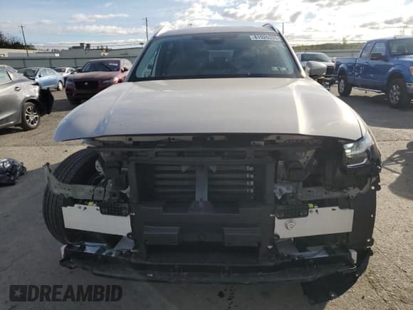 ✅ 2024 Mazda CX-90 Preferred • VIN: JM3KKBHDXR1133336 • Lot: 81926335. Wystawiony na Copart z przebiegiem 9 770 mil. Bezpłatny archiwum sprzedaży aukcyjnych z USA i szczegółowy raport historii pojazdu na DreamBid. Zdjęcie 5.