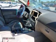 ✅ 2007 Kia Sorento LX • VIN: KNDJD736675728274 • Лот: 37455912. Опубликован ранее на IAAI с пробегом 199 895 миль. Бесплатный доступ к архиву аукционных продаж из США и подробный отчёт об истории автомобиля на DreamBid. Изображение 5.