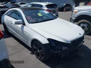 ✅ 2016 Mercedes-Benz E 400 • VIN: WDDKJ6FBXGF334843 • Lot: 41865178. Listed on IAAI with 166,091 mi. Free auction sales archive from the USA and detailed vehicle history report at DreamBid. Image 1.