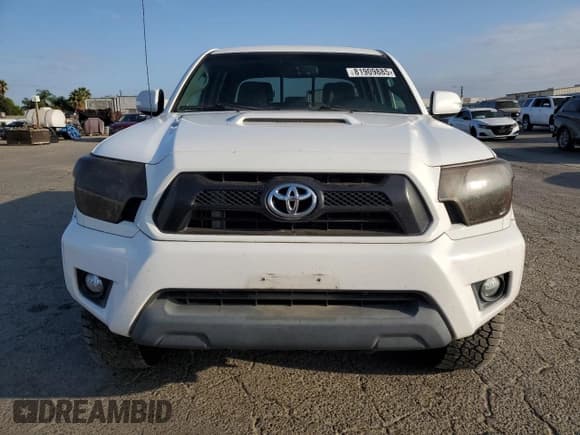 ✅ 2012 Toyota Tacoma • VIN: 3TMLU4EN5CM103395 • Lot: 81909885. Listed on Copart with 191,671 mi. Free auction sales archive from the USA and detailed vehicle history report at DreamBid. Image 5.