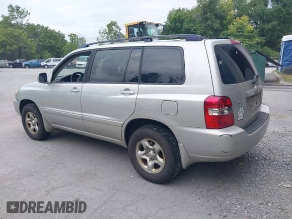 2004 Toyota Highlander z VIN JTEGD21AX40085842, wystawiony jako IAAI lot #43026363 z przebiegiem 306 121 mil mil oraz . Historia ofert i sprzedaży dostępna na DreamBid. Obrazek 3.