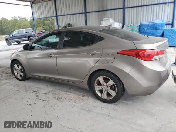 ✅ 2013 Hyundai Elantra Limited • VIN: 5NPDH4AE7DH295988 • Lot: 82532825. Listed on Copart with 178,671 mi. Free auction sales archive from the USA and detailed vehicle history report at DreamBid. Image 2.