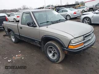 ✅ 1998 Chevrolet S-10 LS • VIN: 1GCCS1444W8163738 • Лот: 41542794. Опубликован ранее на IAAI с пробегом 240 465 миль. Бесплатный доступ к архиву аукционных продаж из США и подробный отчёт об истории автомобиля на DreamBid. Изображение 1.