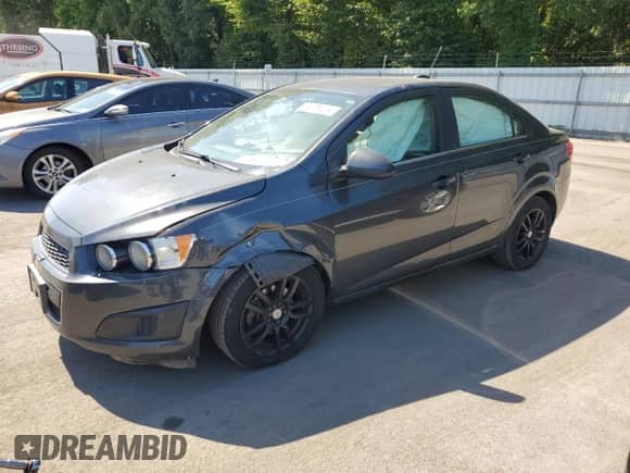 2016 Chevrolet Sonic LT с VIN 1G1JC5SG3G4145693, выставлен на аукционе Copart как лот 70100034 с пробегом 90 013 миль миль и Списание • Salvage title. История ставок и продаж доступна на DreamBid. Изображение 1.