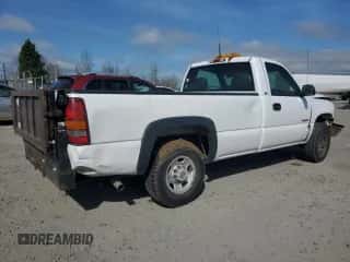 2002 Chevrolet Silverado 2500 z VIN 1GCGC24U62Z291665, wystawiony jako Copart lot #49931485 z przebiegiem Nie podano mil oraz Szkoda całkowita • Salvage title. Historia ofert i sprzedaży dostępna na DreamBid. Obrazek 3.