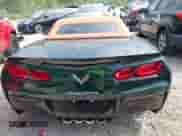 2014 Chevrolet Corvette Z51 3LT z VIN 1G1YM3D70E5400451, wystawiony jako IAAI lot #42990225 z przebiegiem Nie podano mil oraz . Historia ofert i sprzedaży dostępna na DreamBid. Obrazek 15.