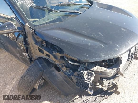 ✅ 2021 Chevrolet Equinox LT • VIN: 2GNAXKEV0M6140795 • Lot: 43555942. Wystawiony na IAAI z przebiegiem 100 911 mil. Bezpłatny archiwum sprzedaży aukcyjnych z USA i szczegółowy raport historii pojazdu na DreamBid. Zdjęcie 6.