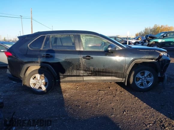 ✅ 2024 Toyota RAV4 Hybrid XLE • VIN: JTMRWRFV9RD214438 • Lot: 43559646. Listed on IAAI with 14,081 mi. Free auction sales archive from the USA and detailed vehicle history report at DreamBid. Image 13.