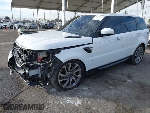 ✅ 2022 Land Rover Range Rover Sport HSE Silver Edition • VIN: SALWR2SU1NA243662 • Lot: 41179095. Listed on IAAI with 45,172 mi. Free auction sales archive from the USA and detailed vehicle history report at DreamBid. Image 2.